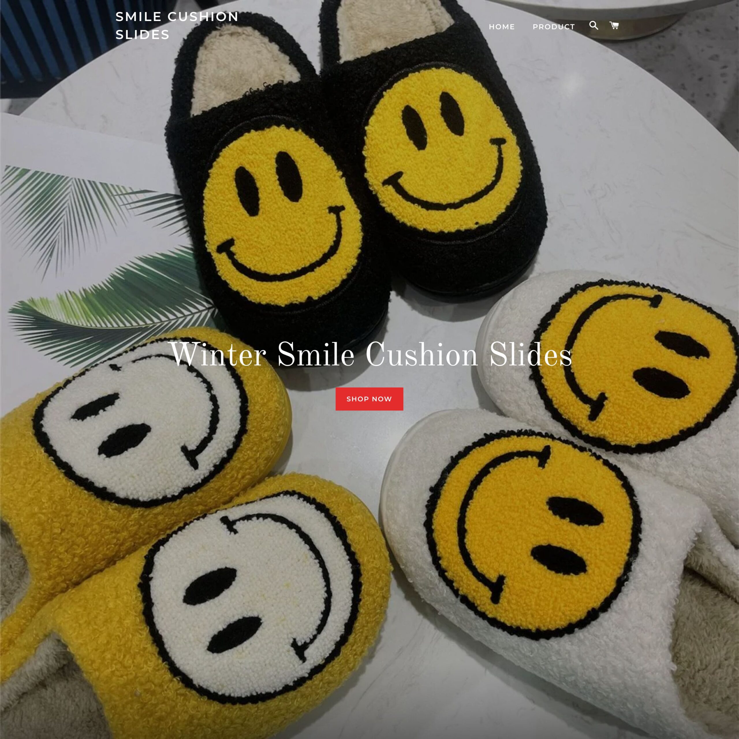 Smile Cushion Slides